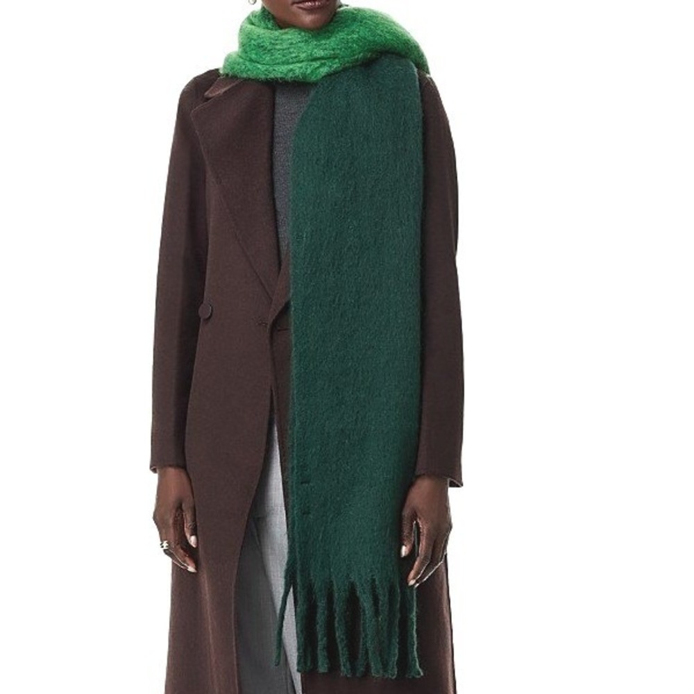 AQUA Women Scarf OS Emerald Two-Tone Split Color block Fuzzy Tassel Fringe NWT